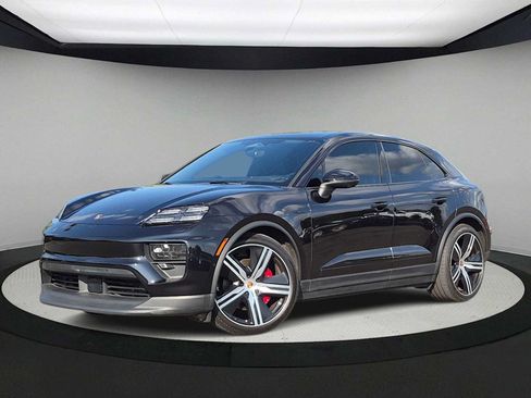 Used 2025 Porsche Macan 4S Electric AWD/4WD image 1