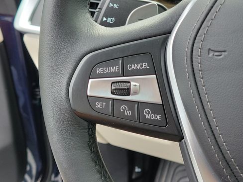 Used 2025 BMW X5 sDrive40i w/ Executive Package RWD image 30