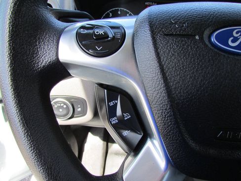 Used 2022 Ford Transit Connect XL FWD image 17