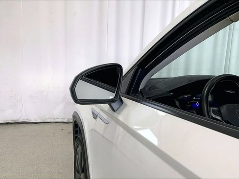 Used 2023 Volkswagen Taos S FWD image 10