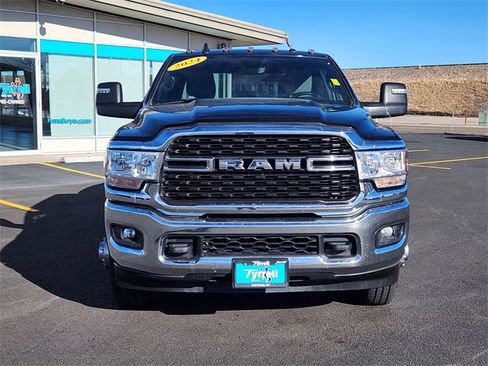 Used 2024 RAM 3500 Big Horn image 10