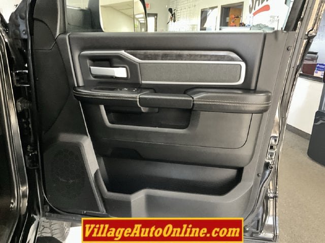 Used 2022 RAM 2500 Lone Star w/ Night Edition AWD/4WD image 37