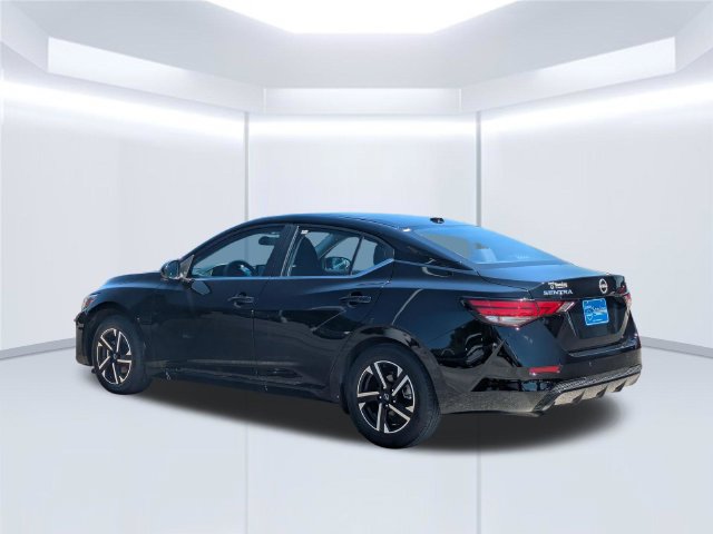 Used 2025 Nissan Sentra SV FWD image 3