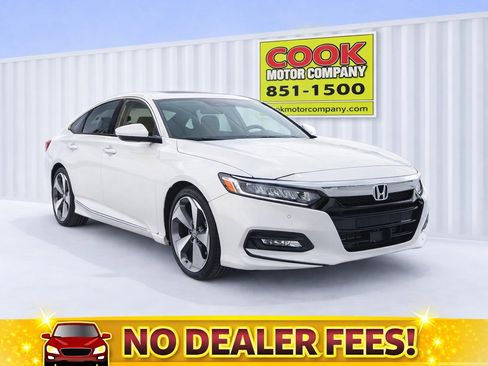 Used 2018 Honda Accord Touring image 1