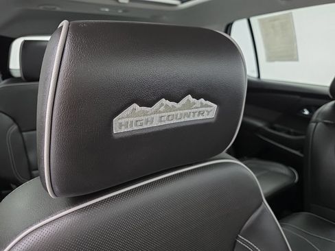 Used 2020 Chevrolet Traverse High Country AWD/4WD image 58