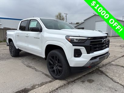 New 2025 Chevrolet Colorado Z71 w/ Z71 Convenience Package 2