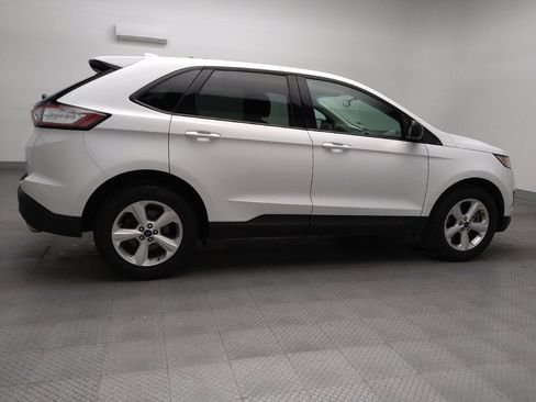 Used 2017 Ford Edge SE image 10