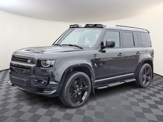 Used 2024 Land Rover Defender 110 X-Dynamic SE video 1