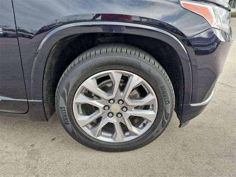 Used 2020 Chevrolet Traverse Premier w/ LPO, Floor Liner Package image 10
