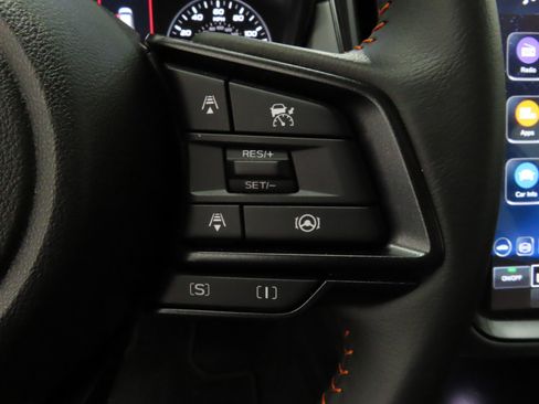 Certified 2025 Subaru Crosstrek 2.5i Limited w/ Crosstrek Mirror Package image 15