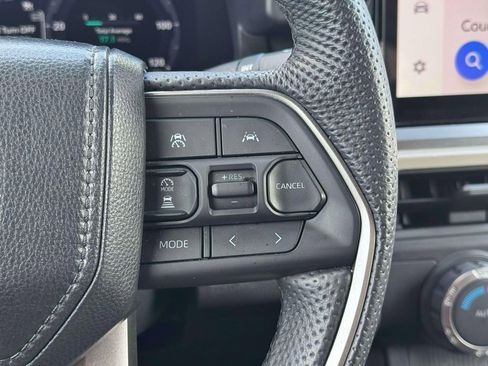 Used 2024 Toyota Tacoma TRD Off-Road AWD/4WD image 24