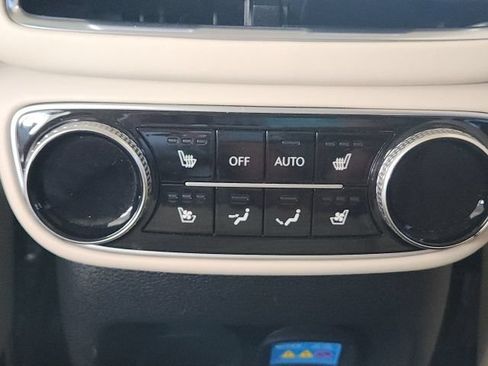 Used 2021 Genesis GV80 3.5T w/ Prestige Package 07 AWD/4WD image 40