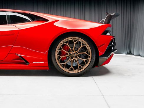 Used 2023 Lamborghini Huracan EVO AWD/4WD image 41