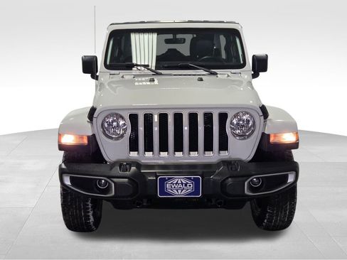 Certified 2018 Jeep Wrangler Unlimited Sahara image 18