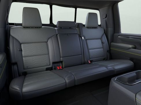 New 2026 Chevrolet Silverado 2500 ZR2 AWD/4WD image 17