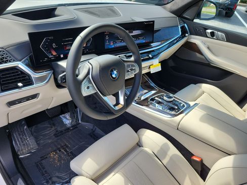 New 2027 BMW X7 xDrive40i w/ Executive Package AWD/4WD image 18