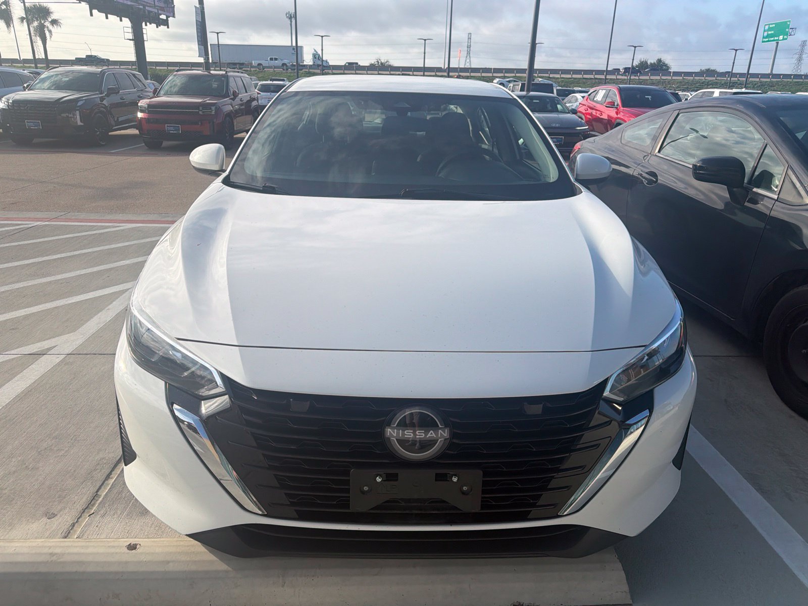 Used 2024 Nissan Sentra SV FWD image 2