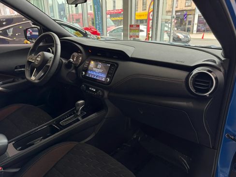 Used 2023 Nissan Kicks SR FWD image 32