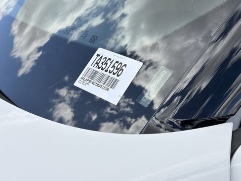 New 2026 Land Rover Range Rover SE image 23