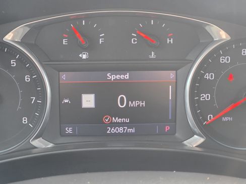 Used 2020 Chevrolet Equinox LT image 17