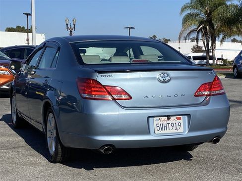 Used 2006 Toyota Avalon XLS image 3