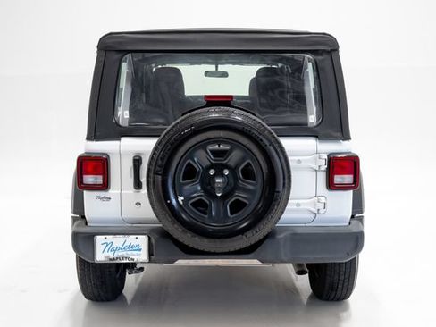 Used 2023 Jeep Wrangler Unlimited Sport AWD/4WD image 32