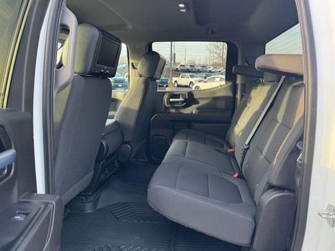 Used 2021 Chevrolet Silverado 1500 Custom image 10