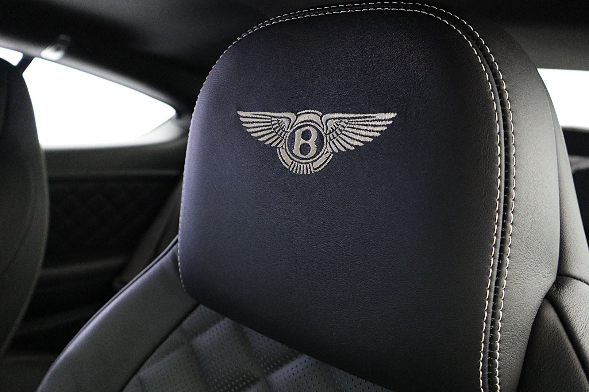 Used 2017 Bentley Continental GT AWD/4WD image 24