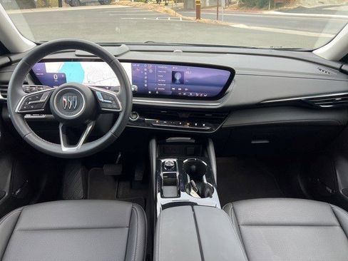 Certified 2025 Buick Envision Preferred image 19