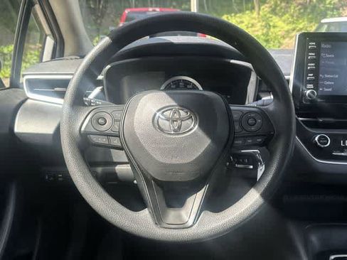 Used 2021 Toyota Corolla LE w/ Carpet Mat Package (TMS) FWD image 7
