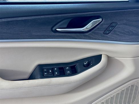 New 2025 Jeep Grand Cherokee Limited image 18