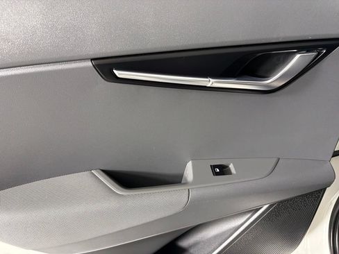 Used 2024 Kia Niro EX FWD image 35