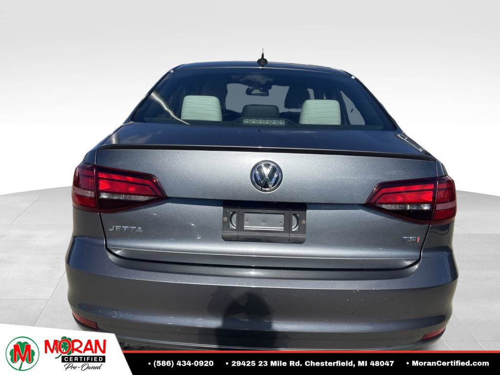 Used 2016 Volkswagen Jetta Sport w/ Lighting Package FWD image 16