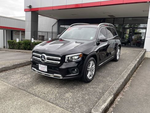Used 2020 Mercedes-Benz GLB 250 4MATIC image 3