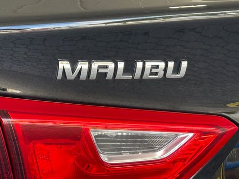 Used 2023 Chevrolet Malibu LT image 22