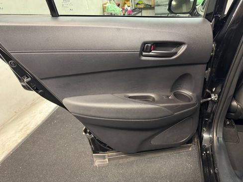 Used 2024 Toyota Corolla Cross LE AWD/4WD image 15