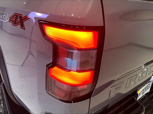 Used 2023 Nissan Frontier PRO-4X w/ Pro-4X Premium Package AWD/4WD image 24