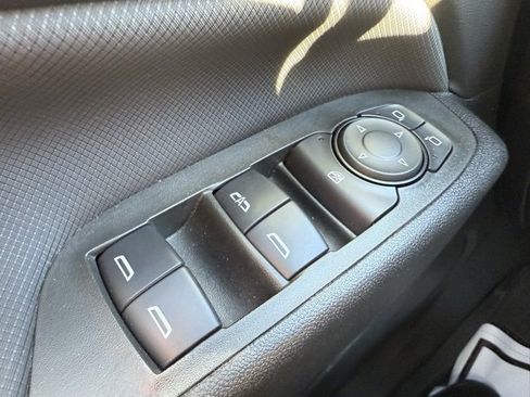 Used 2024 Chevrolet Equinox RS w/ RS Leather Package image 24