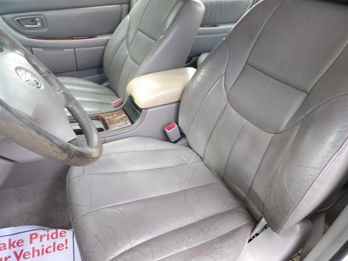 Used 2002 Toyota Avalon XLS image 20
