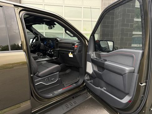 Used 2026 Ford F150 Raptor AWD/4WD image 43