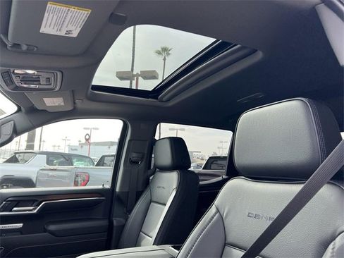 New 2026 GMC Sierra 1500 Denali w/ Denali Reserve Package image 26