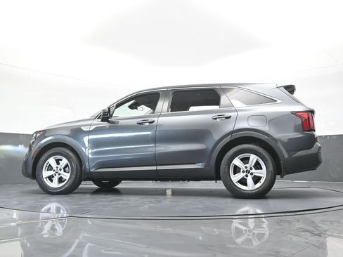 Used 2022 Kia Sorento LX FWD image 51