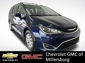 Used 2017 Chrysler Pacifica Touring-L 360° Tour