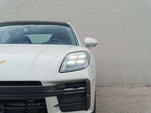Used 2026 Porsche Panamera 4 AWD/4WD image 11