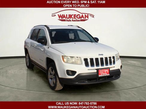 Used 2012 Jeep Compass Latitude image 3