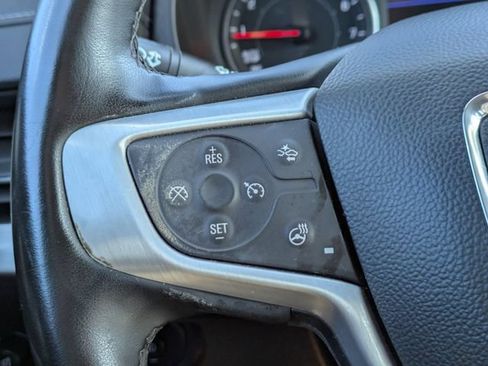 Used 2024 GMC Terrain SLT AWD/4WD image 25