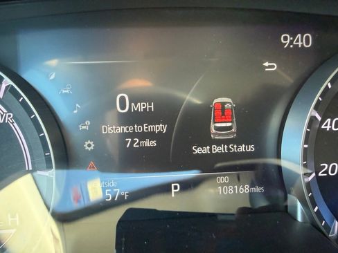 Certified 2023 Toyota Highlander XLE image 4