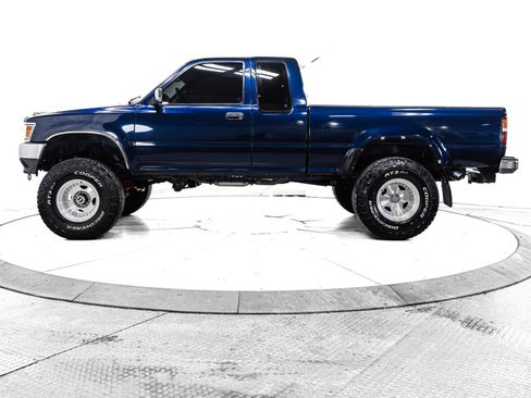 Used 1992 Toyota Pickup SR5 image 6