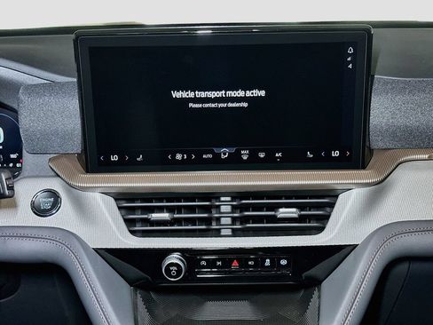 New 2026 Ford Explorer Active AWD/4WD image 10