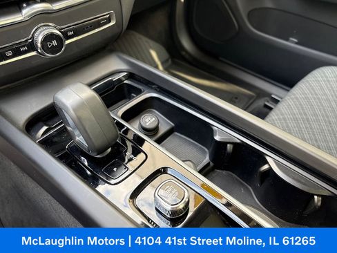 Certified 2023 Volvo XC60 B5 Core AWD/4WD image 27